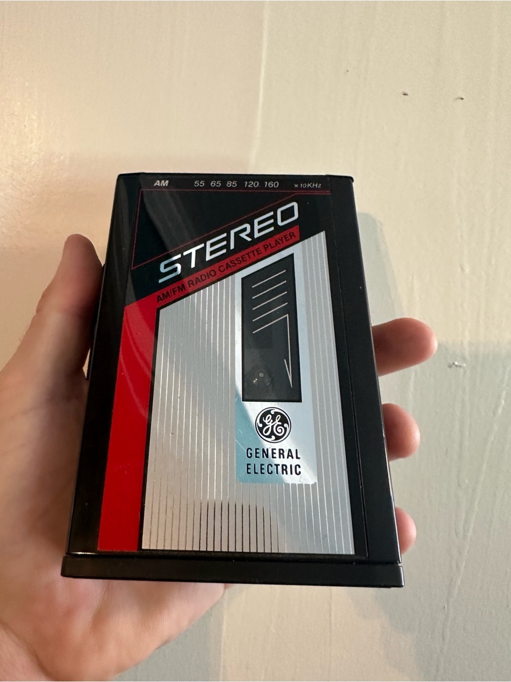 General Electric Stereo AM/FM Cassette Player — Black, Silver & Red